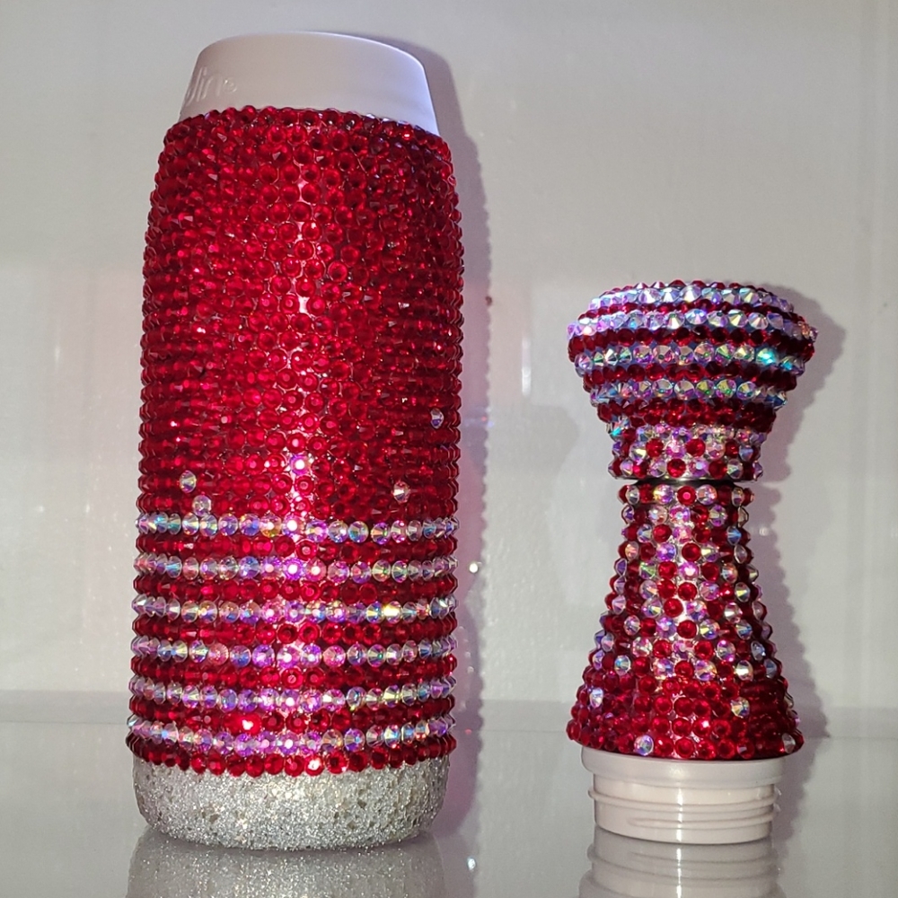 Water bottle - Picture 2 of 3